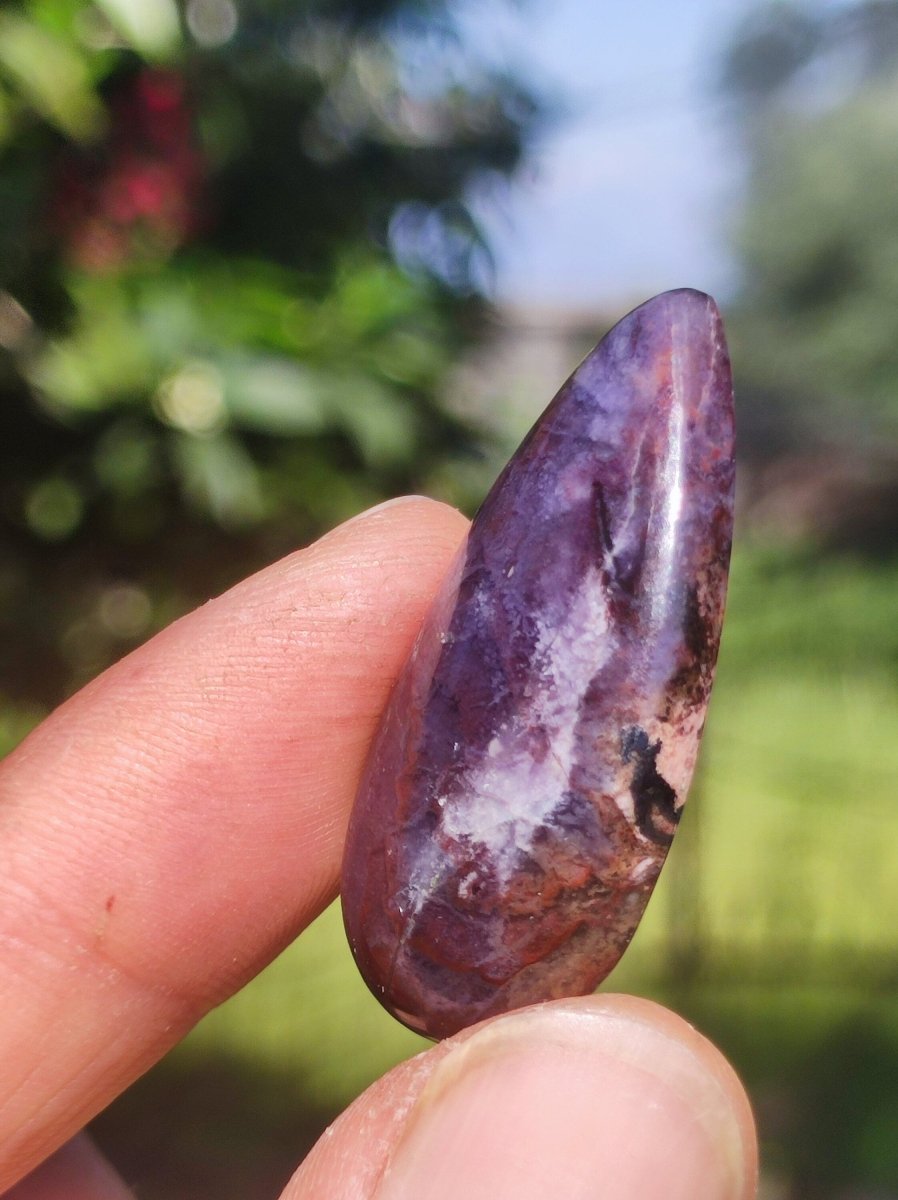 Sugilith A - 100% Natürlich Sugilite Cabochon Sammler Mineral lila hochwertig edel Geldanlage Investition Heilstein Rarität Unikat Therapie - Art of Nature Berlin