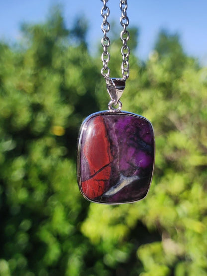 Sugilith + Bustamit & Richterit - inkl. 925 Silber Fassung lila Edelstein Kette Natur Heilstein Seltene Rarität Mann Frau Er Sie Geschenk - Art of Nature Berlin