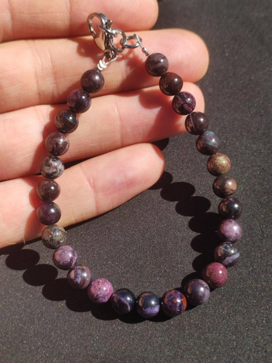 Sugilith Bustamit Richterit Sugilite Edelstein Armband Perlen Heilstein Energie Natur Echt Rarität Selten Schmuck Frau Mann Er Sie Mutter - Art of Nature Berlin