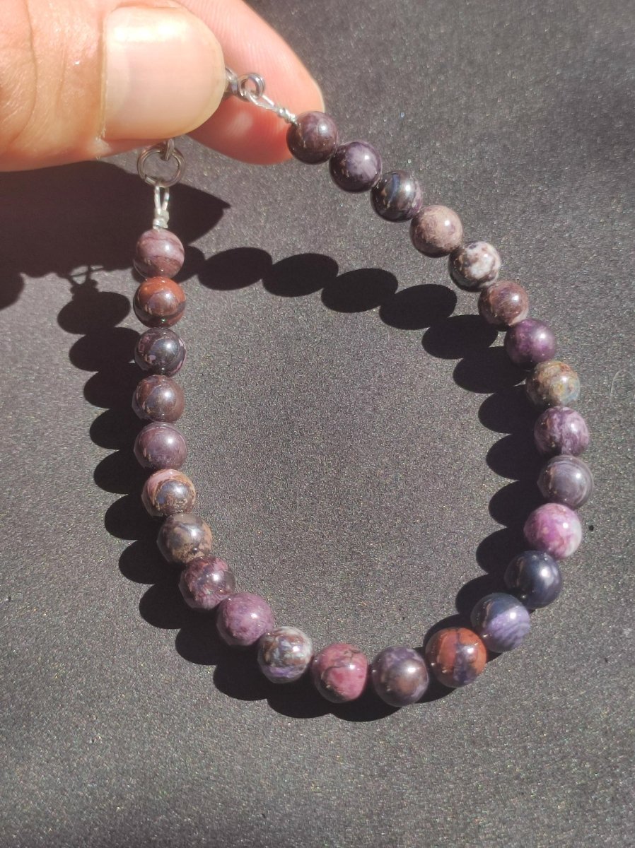 Sugilith Bustamit Richterit Sugilite Edelstein Armband Perlen Heilstein Energie Natur Echt Rarität Selten Schmuck Frau Mann Er Sie Mutter - Art of Nature Berlin