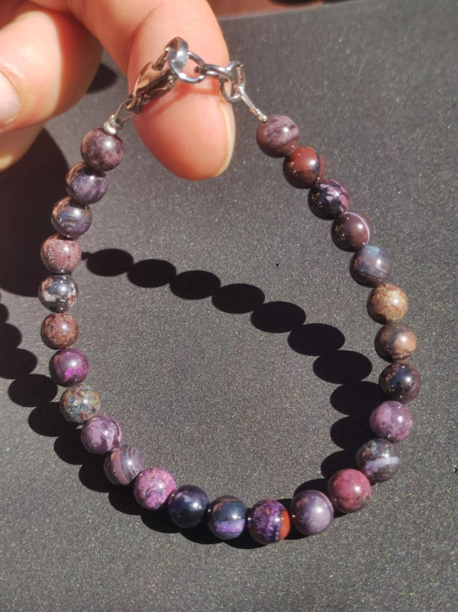 Sugilith Bustamit Richterit Sugilite Edelstein Armband Perlen Heilstein Energie Natur Echt Rarität Selten Schmuck Frau Mann Er Sie Mutter - Art of Nature Berlin