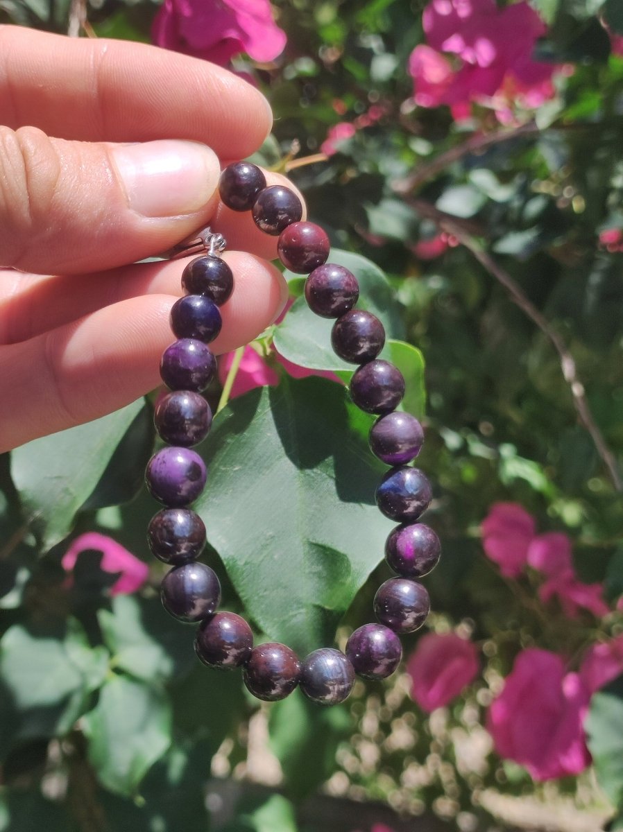 Sugilith Bustamit Richterit Sugilite Edelstein Armband Perlen Heilstein Energie Natur Echt Rarität Selten Schmuck Frau Mann Er Sie Mutter - Art of Nature Berlin