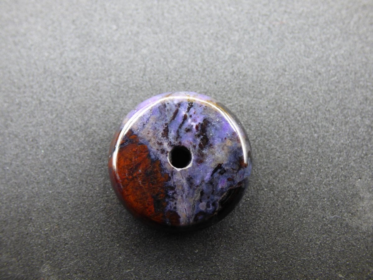 Sugilith Bustamit Schutz Donut Edelstein Kristall Heilstein Rarität Selten Sammler lila blau Anhänger Geschenk Frau Er Sie Halschakra - Art of Nature Berlin