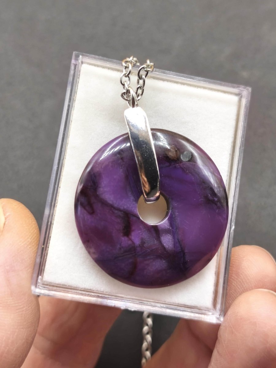 Sugilith Edelstein Kette 925 Sterling Silber Mineral Sammler Natur Heilstein Rarität Sugilite Energie AAA Meditation Selten Schutz Donut - Art of Nature Berlin