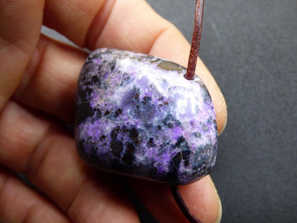 Sugilith Edelstein Kette selten Rarität Ethno Nature Heilstein Geschenk Weihnachten Er Sie Mann Frau Sammler lila Sugilite Wertanlage - Art of Nature Berlin