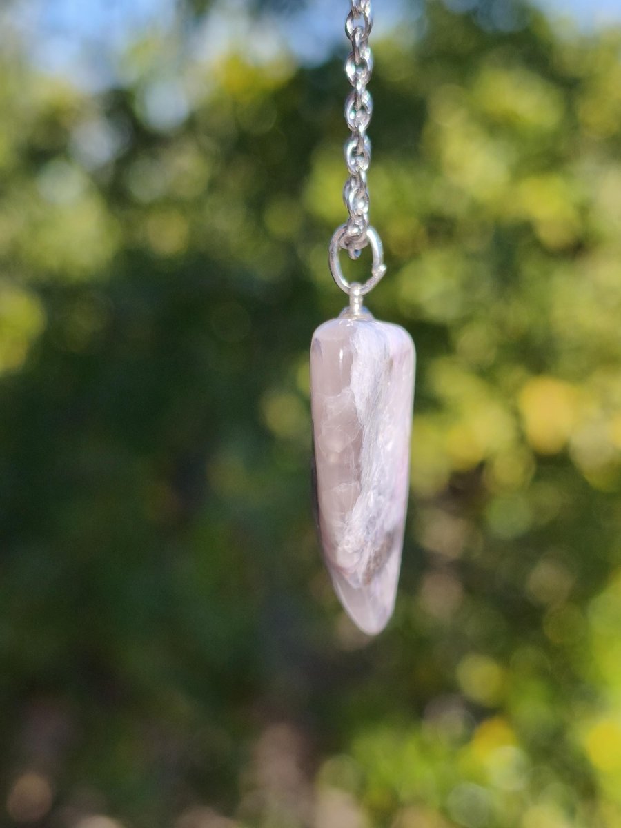 Sugilith Quarz Kette inkl. 925 Silberöse lila Edelstein Unikat Ethno Natur Heilstein Rarität Selten Flash Wow Sammler Investition Edel - Art of Nature Berlin