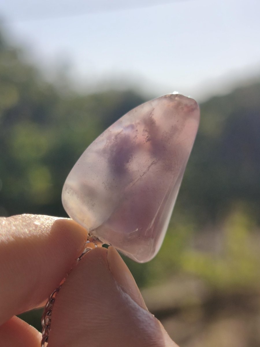 Sugilith-Quarz Kette inkl. 925 Silberöse lila Edelstein Unikat Ethno Natur Heilstein Rarität Selten Flash Wow Sammler Investition Edel - Art of Nature Berlin