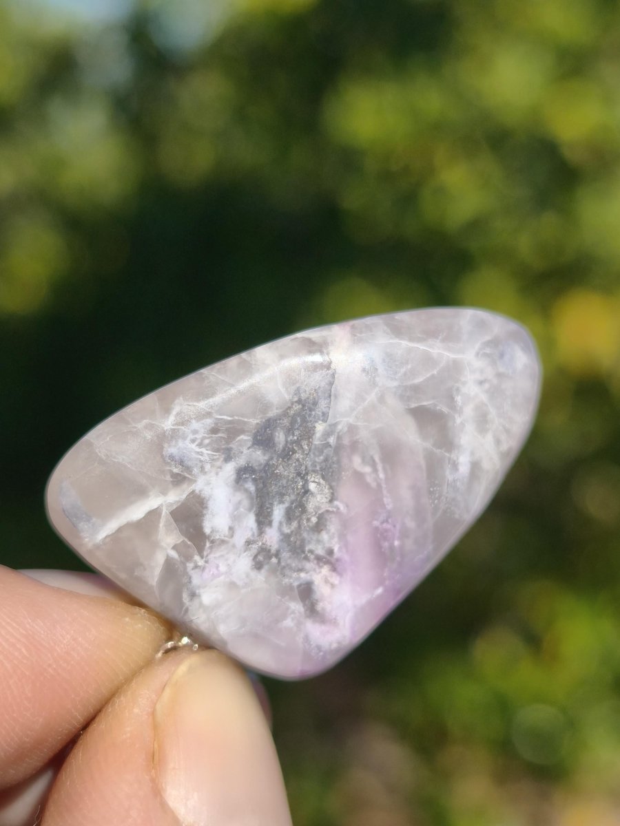 Sugilith Quarz Kette inkl. 925 Silberöse lila Edelstein Unikat Ethno Natur Heilstein Rarität Selten Flash Wow Sammler Investition Edel - Art of Nature Berlin