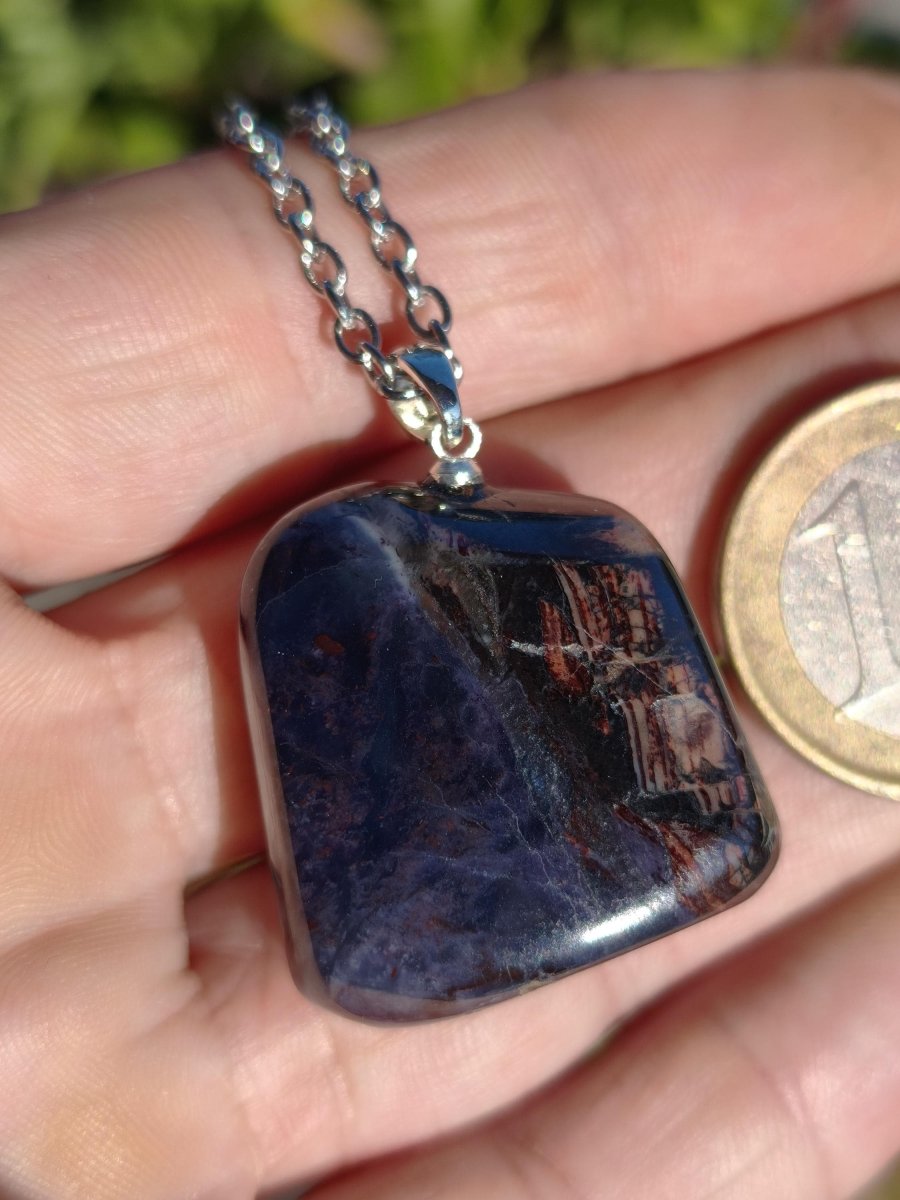 Sugilith Richterit Kette inkl. 925 Silberöse lila Edelstein Unikat Ethno Natur Heilstein Rarität Selten Flash Wow Sammler Investition Edel - Art of Nature Berlin