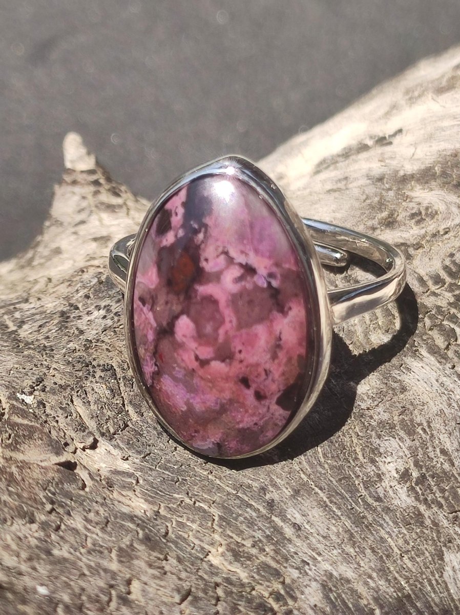 Sugilith Ring - 925 Sterling Silber - Edelstein lila Heilstein Natur Cabochon Frau Geschenk Sie Muttertag Oma Weihnachten Kristall Selten - Art of Nature Berlin