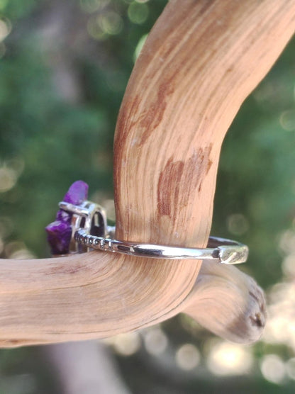 Sugilith Ring ~ Roh Sugilite ~ 925 Sterling Silber ~ Edelstein lila Heilstein Frau Geschenk Sie Muttertag Oma Weihnachten Kristall Natur - Art of Nature Berlin