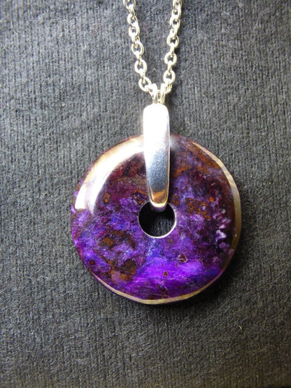 Sugilith Schutz Donut Edelstein Kette 925 Sterling Silber Mineral Sammler Natur Heilstein Rarität Sugilite Energie AAA Meditation Therapie - Art of Nature Berlin