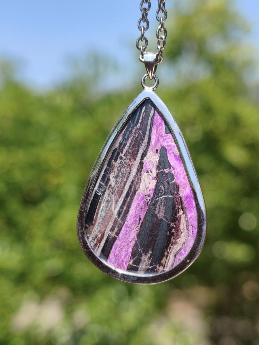 Sugilith / Sugilite AAA 925 Silber Fassung lila Edelstein Kette Natur Heilstein Energie Rarität Mann Frau Er Sie Geschenk Edel hochwertig - Art of Nature Berlin