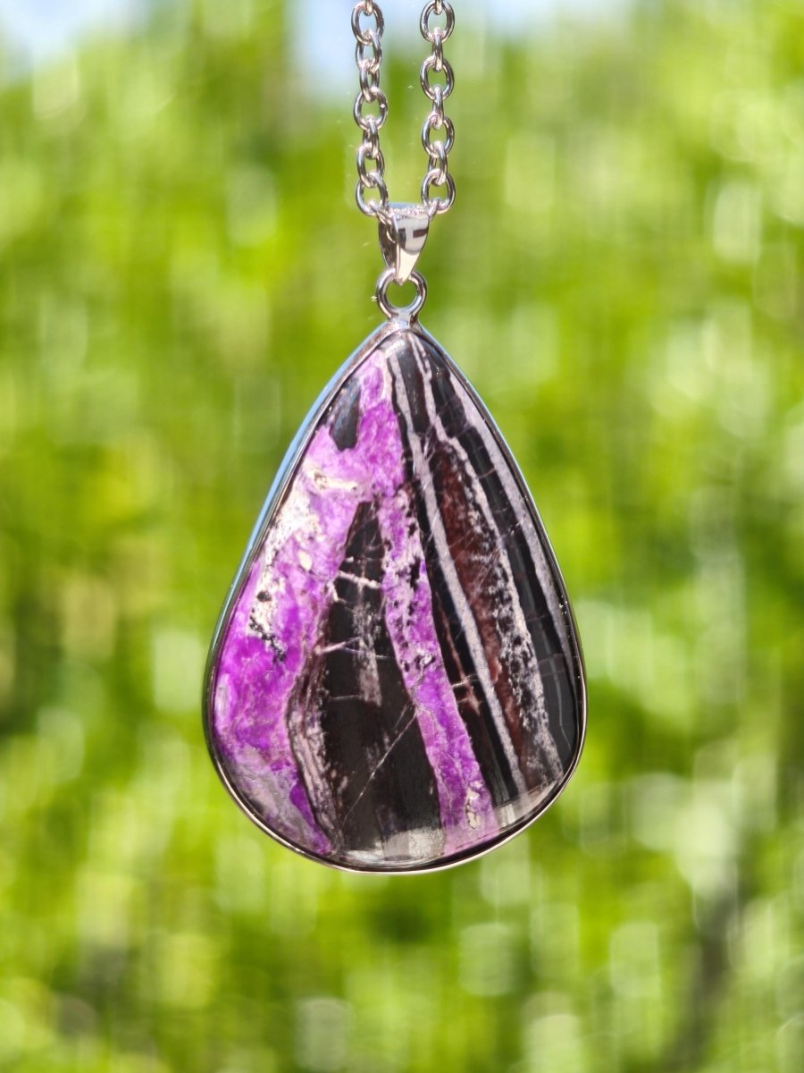 Sugilith / Sugilite AAA 925 Silber Fassung lila Edelstein Kette Natur Heilstein Energie Rarität Mann Frau Er Sie Geschenk Edel hochwertig - Art of Nature Berlin