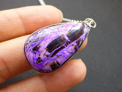 Sugilith / Sugilite inkl. 925 Silber Fassung lila Edelstein Kette Natur Heilstein Energie Rarität Mann Frau Er Sie Geschenk Edel hochwertig - Art of Nature Berlin