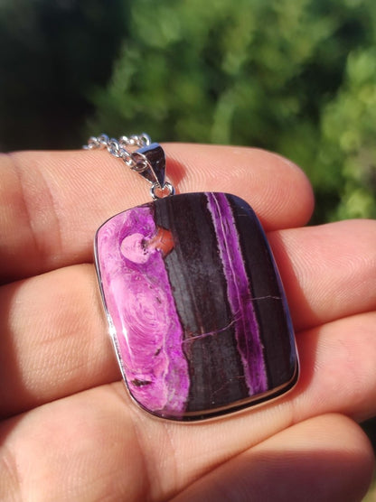 Sugilith / Sugilite inkl. 925 Silber Fassung lila Edelstein Kette Natur Heilstein Energie Rarität Mann Frau Er Sie Geschenk Edel hochwertig - Art of Nature Berlin