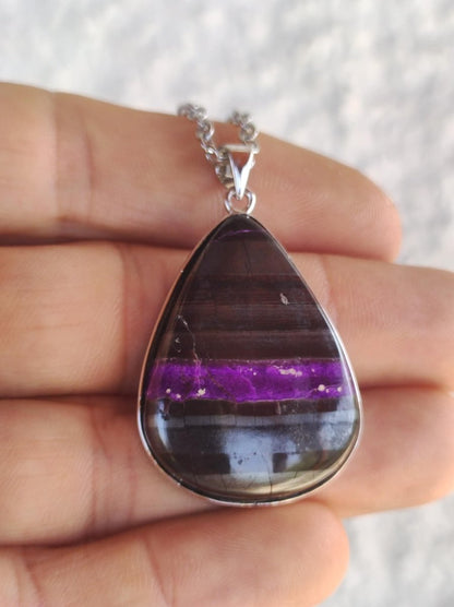 Sugilith / Sugilite inkl. 925 Silber Fassung lila Edelstein Kette Natur Heilstein Energie Rarität Mann Frau Er Sie Geschenk Edel hochwertig - Art of Nature Berlin
