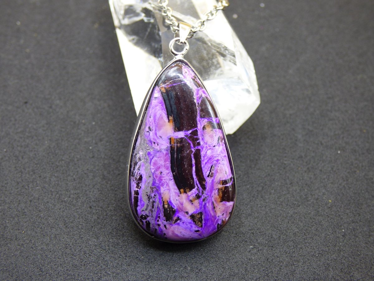 Sugilith / Sugilite inkl. 925 Silber Fassung lila Edelstein Kette Natur Heilstein Energie Rarität Mann Frau Er Sie Geschenk Edel hochwertig - Art of Nature Berlin
