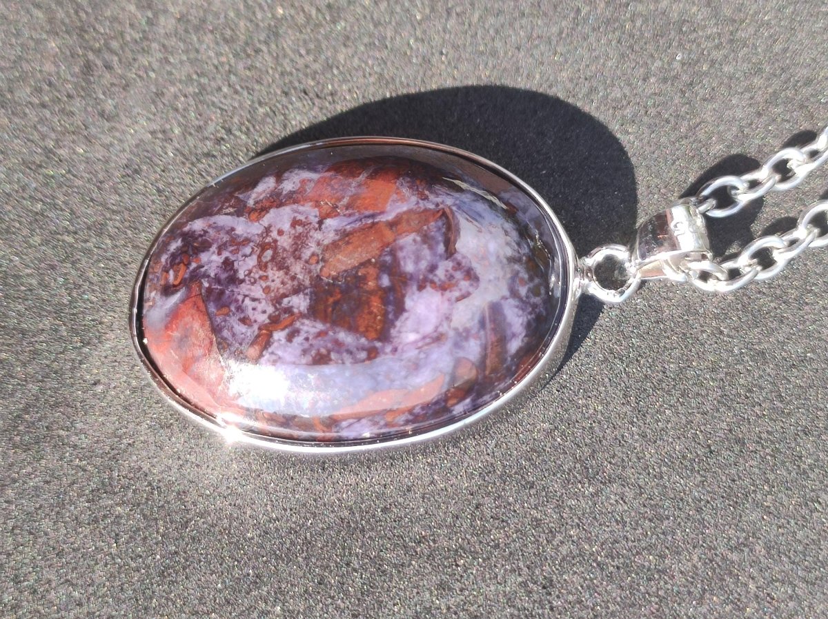 Sugilith / Sugilite inkl. 925 Silber Fassung lila Edelstein Kette Natur Heilstein Energie Rarität Mann Frau Er Sie Geschenk Edel hohwertig - Art of Nature Berlin