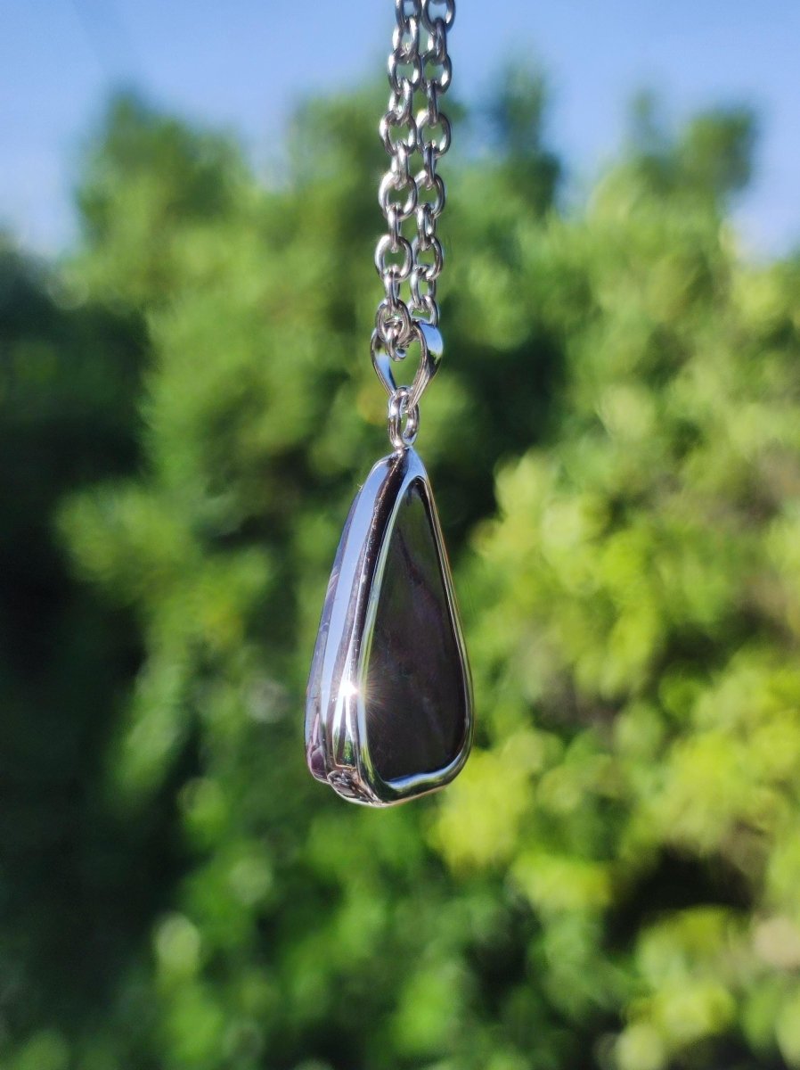Sugilith / Sugilite inkl. 925 Silber Fassung lila Edelstein Kette Natur Heilstein Energie Rarität Mann Frau Er Sie Geschenk Edel hohwertig - Art of Nature Berlin
