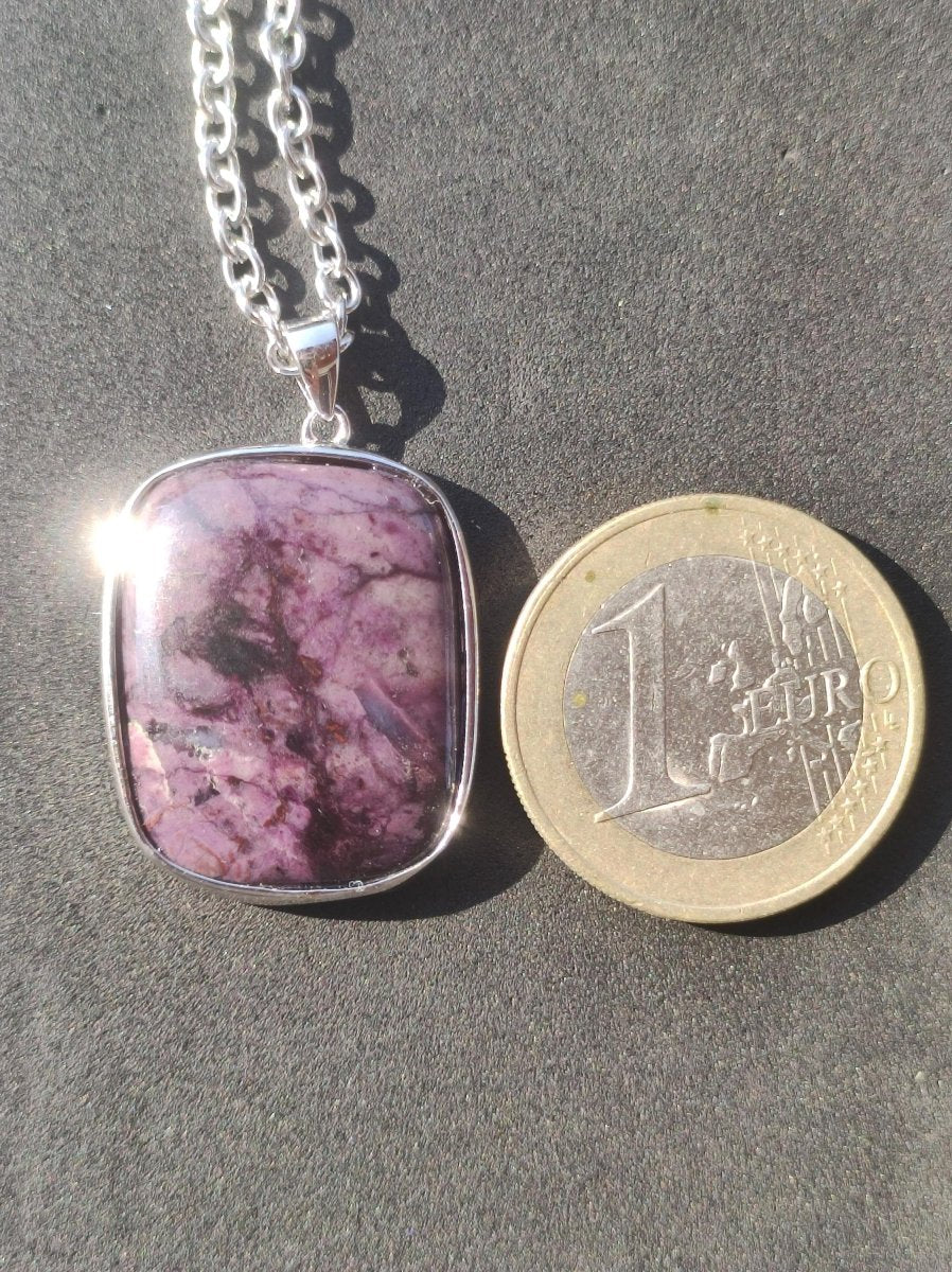 Sugilith / Sugilite inkl. 925 Silber Fassung lila Edelstein Kette Natur Heilstein Energie Rarität Mann Frau Er Sie Geschenk Edel hohwertig - Art of Nature Berlin