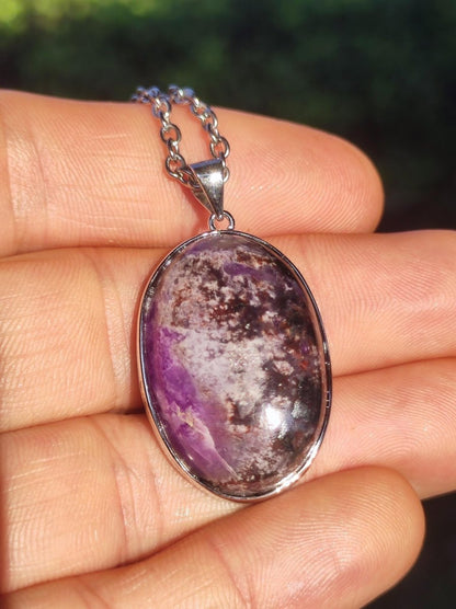 Sugilith / Sugilite inkl. 925 Silber Fassung lila Edelstein Kette Natur Heilstein Energie Rarität Mann Frau Er Sie Geschenk Edel hohwertig - Art of Nature Berlin