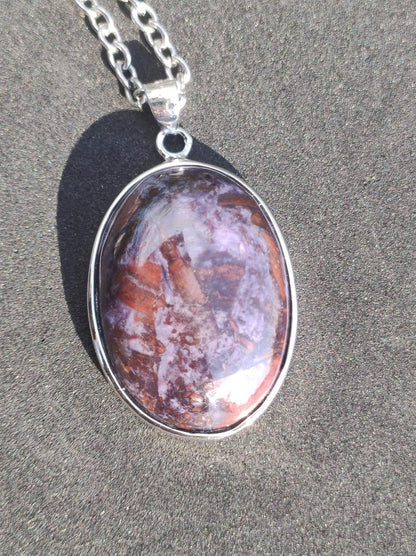 Sugilith / Sugilite inkl. 925 Silber Fassung lila Edelstein Kette Natur Heilstein Energie Rarität Mann Frau Er Sie Geschenk Edel hohwertig - Art of Nature Berlin