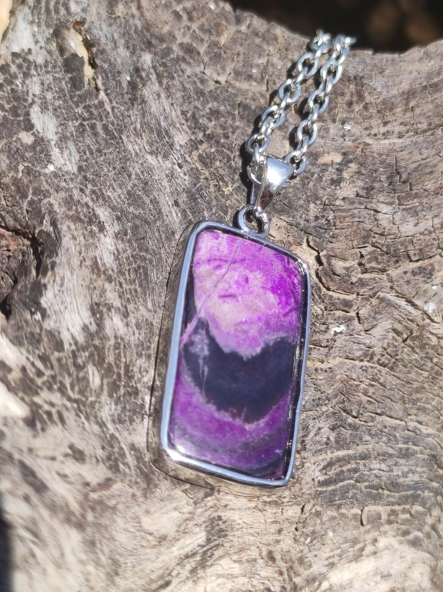 Sugilith / Sugilite inkl. 925 Silber Fassung lila Edelstein Kette Natur Heilstein Energie Rarität Mann Frau Er Sie Geschenk Edel hohwertig - Art of Nature Berlin