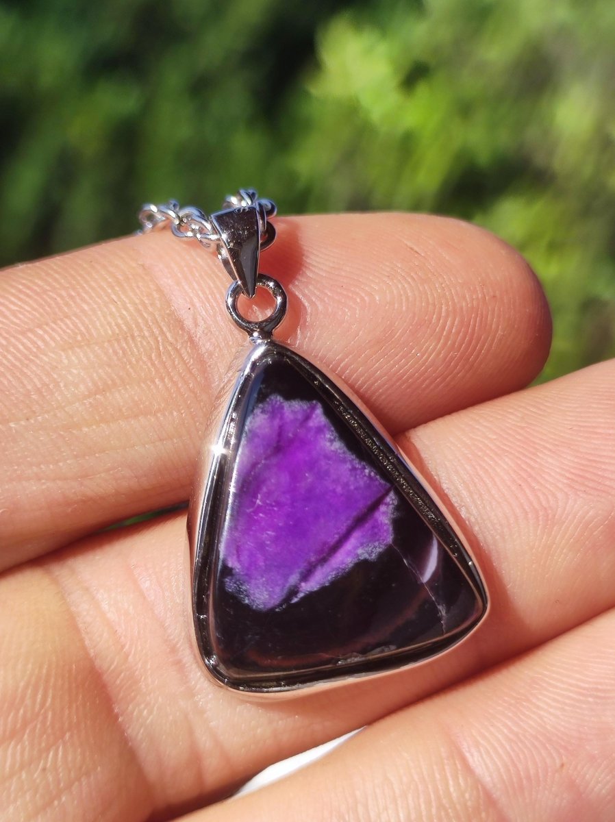Sugilith / Sugilite inkl. 925 Silber Fassung lila Edelstein Kette Natur Heilstein Energie Rarität Mann Frau Er Sie Geschenk Edel hohwertig - Art of Nature Berlin