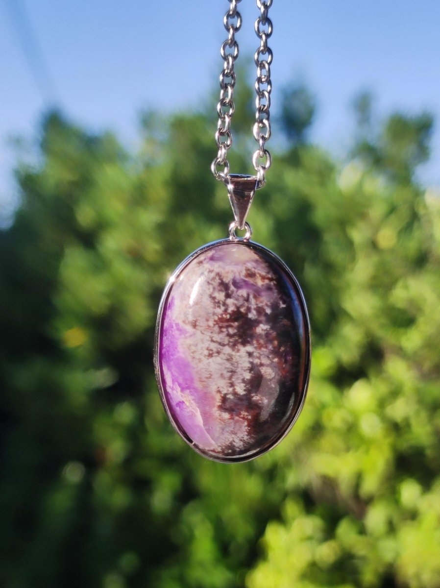 Sugilith / Sugilite inkl. 925 Silber Fassung lila Edelstein Kette Natur Heilstein Energie Rarität Mann Frau Er Sie Geschenk Edel hohwertig - Art of Nature Berlin
