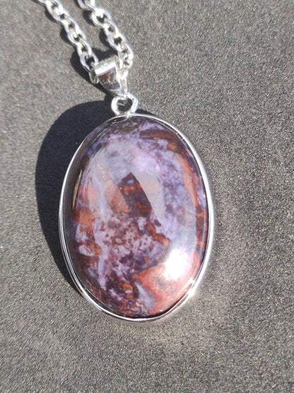 Sugilith / Sugilite inkl. 925 Silber Fassung lila Edelstein Kette Natur Heilstein Energie Rarität Mann Frau Er Sie Geschenk Edel hohwertig - Art of Nature Berlin