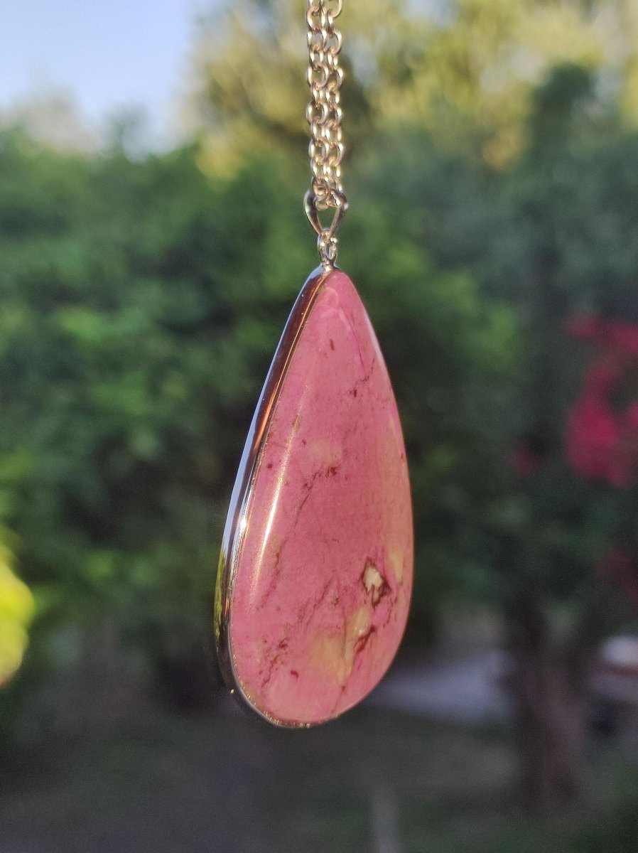 Sugilith / Sugilite inkl. 925 Silber Fassung lila Edelstein Kette Natur Heilstein Energie Rarität Mann Frau Er Sie Geschenk Edel hohwertig - Art of Nature Berlin