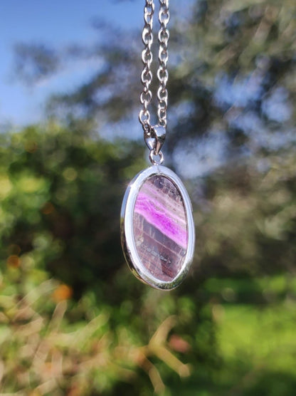 Sugilith / Sugilite inkl. 925 Silber Fassung lila Edelstein Kette Natur Heilstein Energie Rarität Mann Frau Er Sie Geschenk Edel hohwertig - Art of Nature Berlin