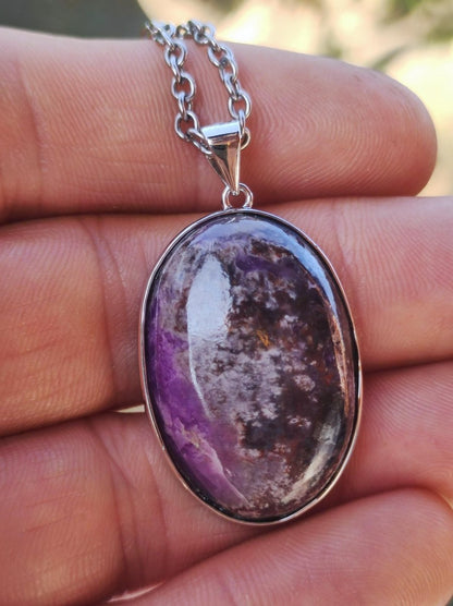 Sugilith / Sugilite inkl. 925 Silber Fassung lila Edelstein Kette Natur Heilstein Energie Rarität Mann Frau Er Sie Geschenk Edel hohwertig - Art of Nature Berlin