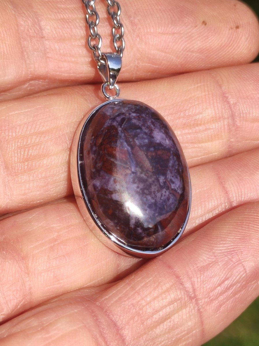 Sugilith / Sugilite inkl. 925 Silber Fassung lila Edelstein Kette Natur Heilstein Energie Rarität Mann Frau Er Sie Geschenk Edel hohwertig - Art of Nature Berlin