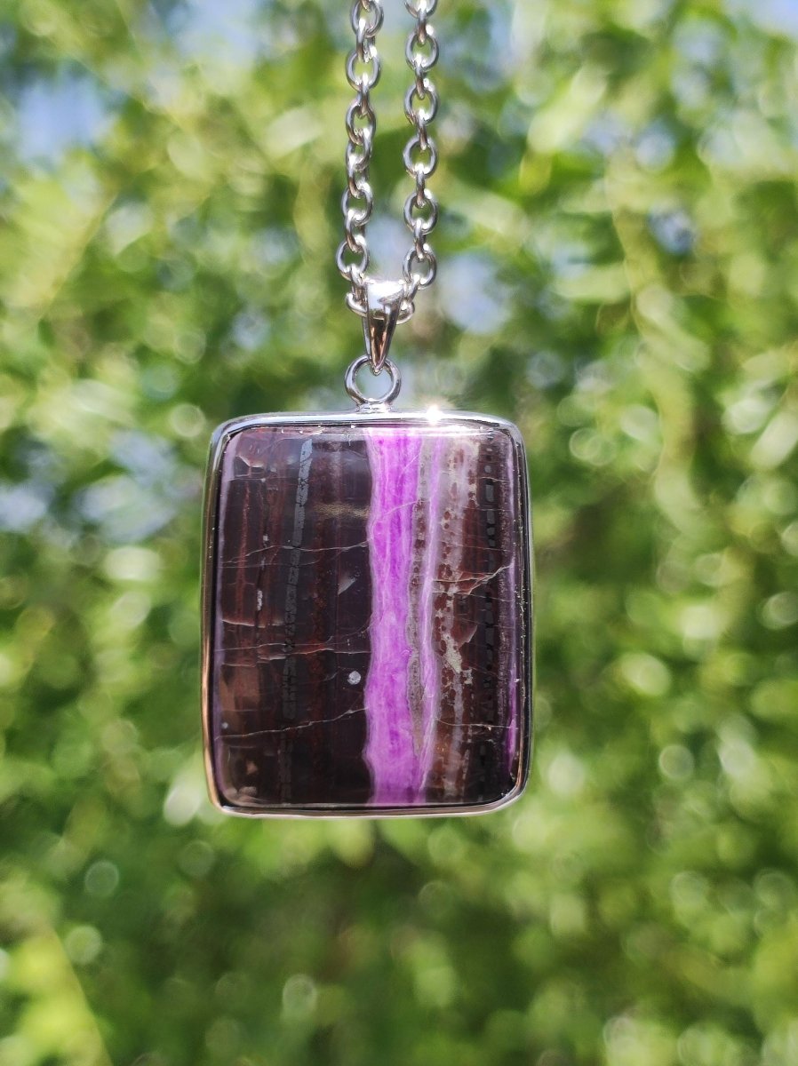 Sugilith / Sugilite inkl. 925 Silber Fassung lila Edelstein Kette Natur Heilstein Energie Rarität Mann Frau Er Sie Geschenk Edel hohwertig - Art of Nature Berlin