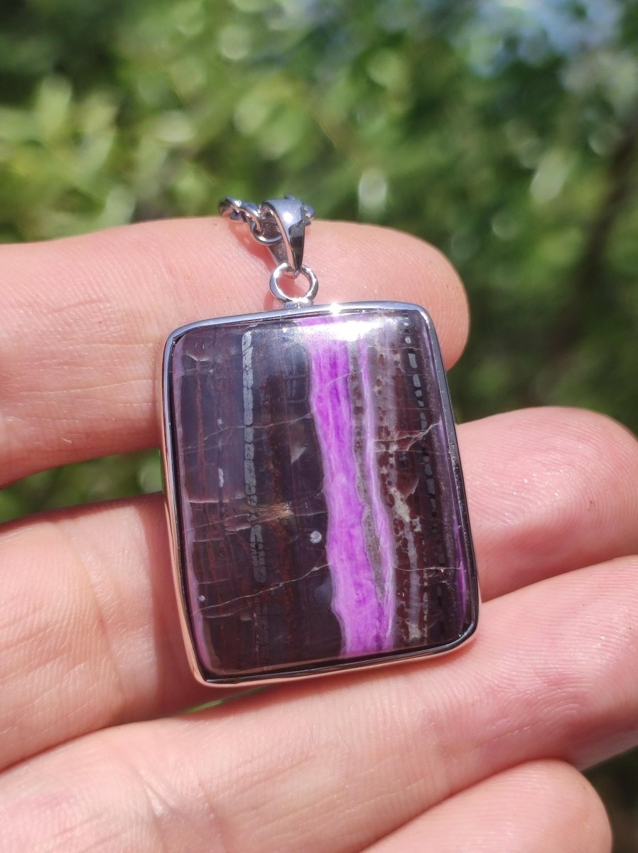 Sugilith / Sugilite inkl. 925 Silber Fassung lila Edelstein Kette Natur Heilstein Energie Rarität Mann Frau Er Sie Geschenk Edel hohwertig - Art of Nature Berlin