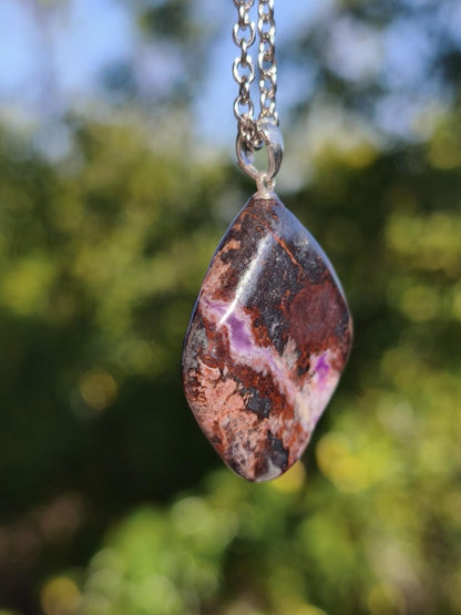 Sugilith / Sugilite Kette inkl. 925 Silberöse lila Edelstein Unikat Ethno Natur Heilstein Rarität Selten Flash Wow Sammler Investition Edel - Art of Nature Berlin