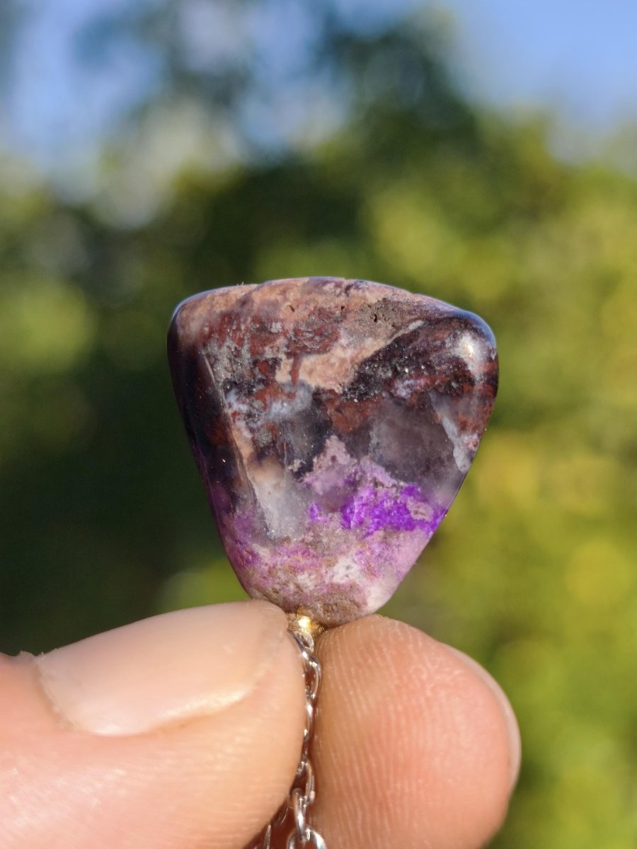 Sugilith / Sugilite Kette inkl. 925 Silberöse lila Edelstein Unikat Ethno Natur Heilstein Rarität Selten Flash Wow Sammler Investition Edel - Art of Nature Berlin