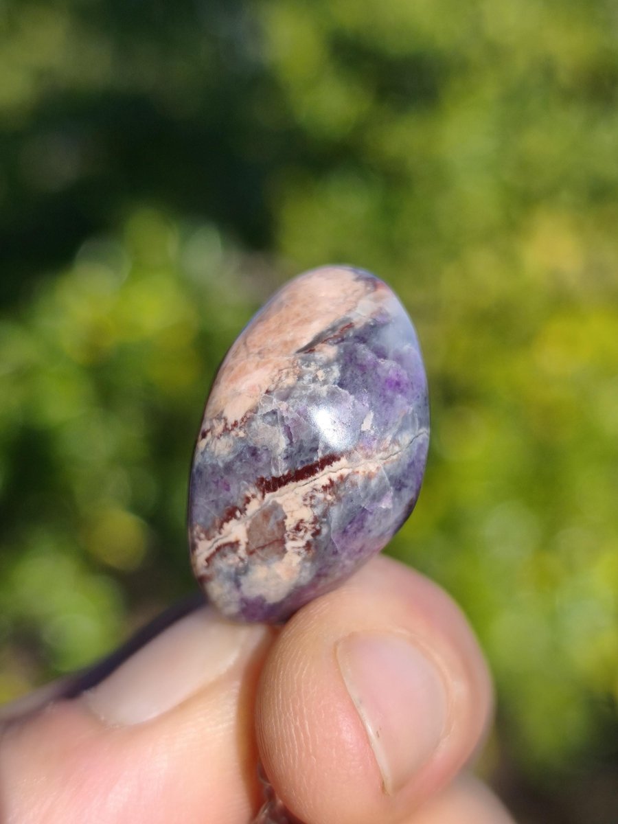 Sugilith / Sugilite Kette inkl. 925 Silberöse lila Edelstein Unikat Ethno Natur Heilstein Rarität Selten Flash Wow Sammler Investition Edel - Art of Nature Berlin