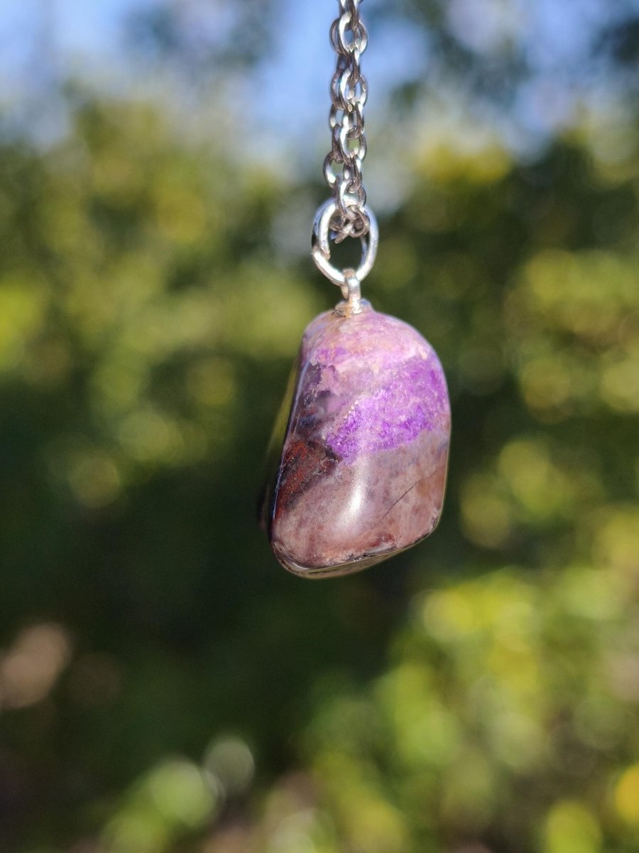 Sugilith / Sugilite Kette inkl. 925 Silberöse lila Edelstein Unikat Ethno Natur Heilstein Rarität Selten Flash Wow Sammler Investition Edel - Art of Nature Berlin