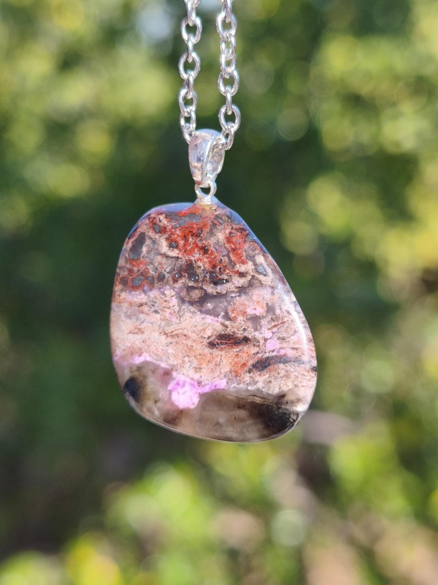 Sugilith / Sugilite Kette inkl. 925 Silberöse lila Edelstein Unikat Ethno Natur Heilstein Rarität Selten Flash Wow Sammler Investition Edel - Art of Nature Berlin