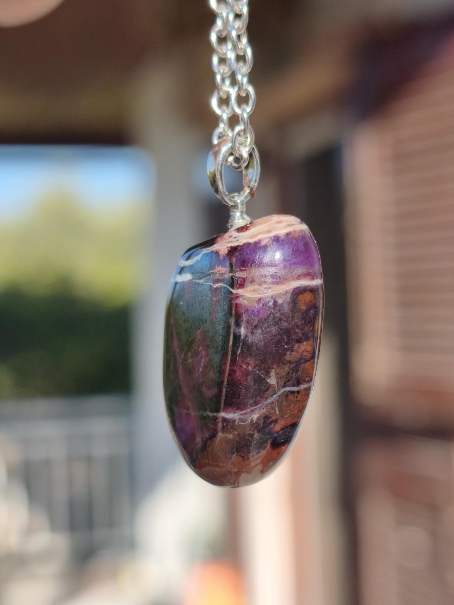 Sugilith / Sugilite Kette inkl. 925 Silberöse lila Edelstein Unikat Ethno Natur Heilstein Rarität Selten Flash Wow Sammler Investition Edel - Art of Nature Berlin