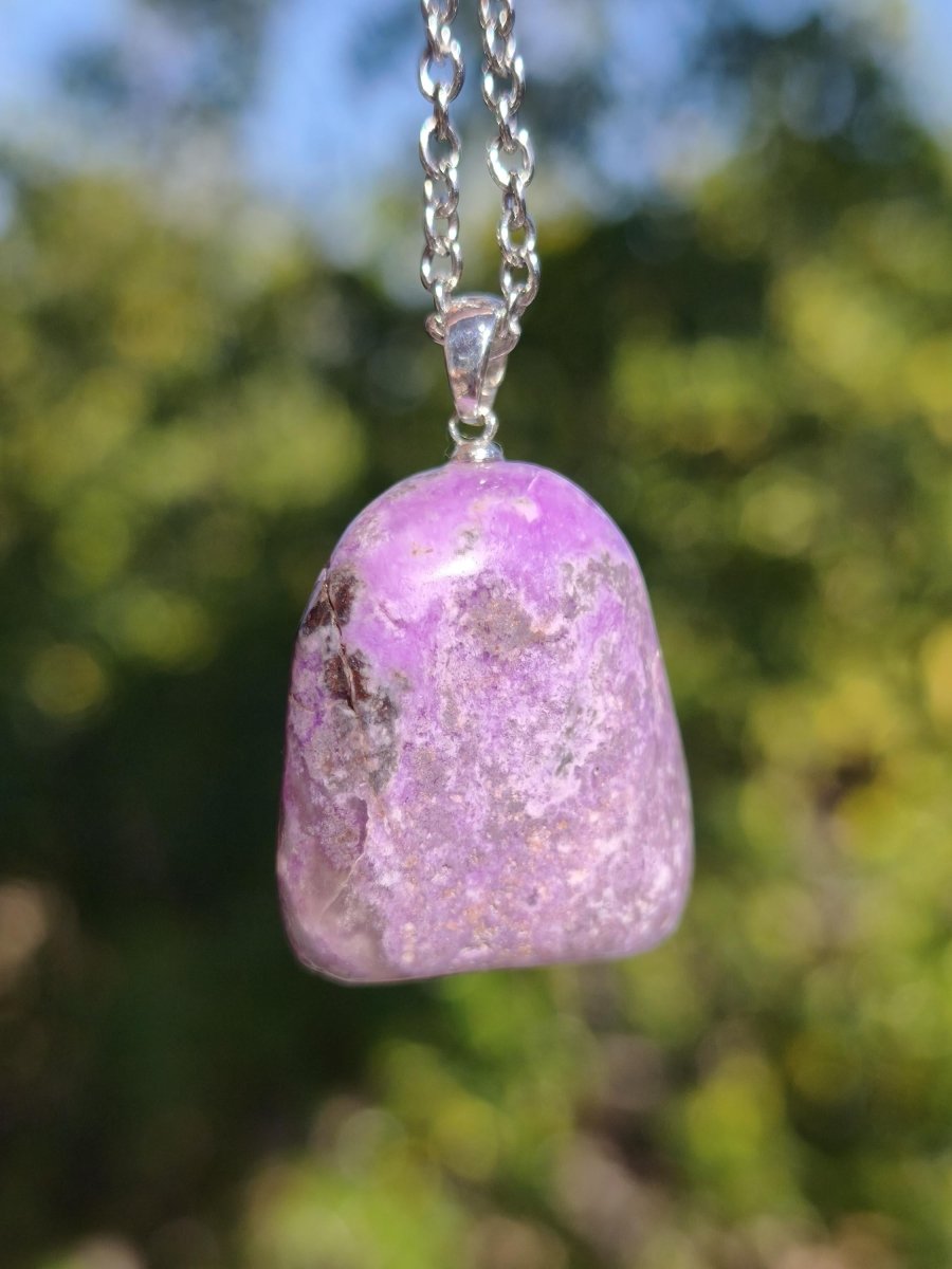 Sugilith / Sugilite Kette inkl. 925 Silberöse lila Edelstein Unikat Ethno Natur Heilstein Rarität Selten Flash Wow Sammler Investition Edel - Art of Nature Berlin