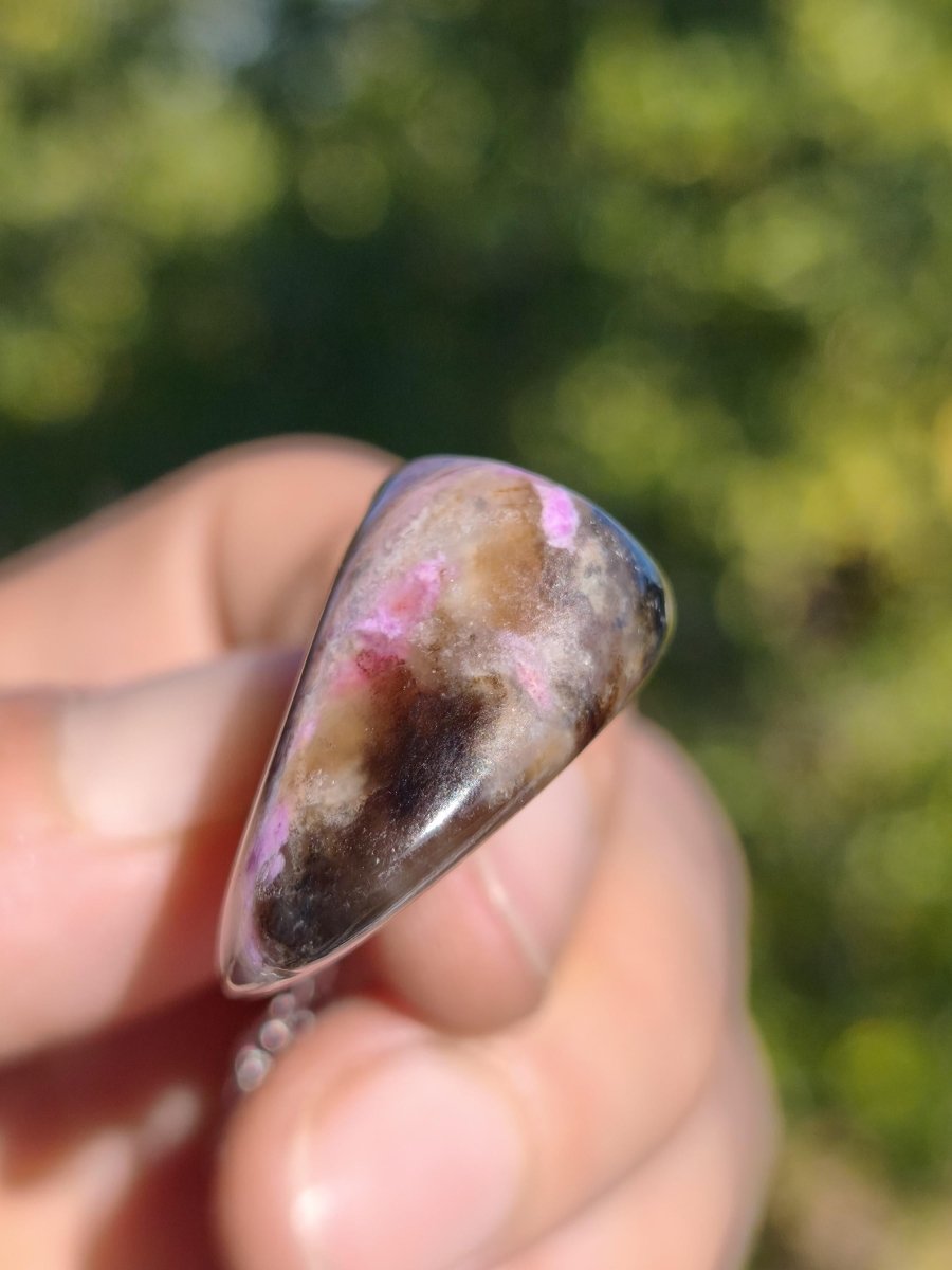 Sugilith / Sugilite Kette inkl. 925 Silberöse lila Edelstein Unikat Ethno Natur Heilstein Rarität Selten Flash Wow Sammler Investition Edel - Art of Nature Berlin