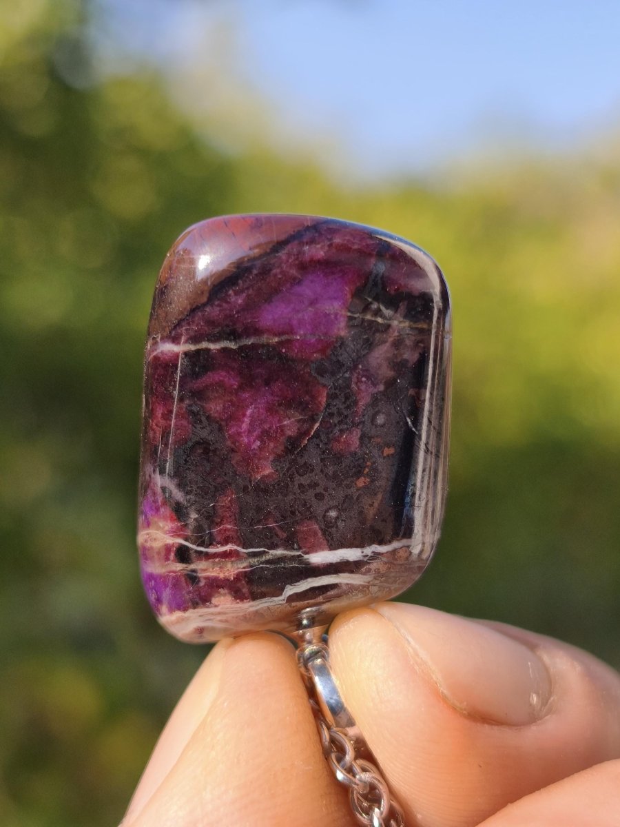 Sugilith / Sugilite Kette inkl. 925 Silberöse lila Edelstein Unikat Ethno Natur Heilstein Rarität Selten Flash Wow Sammler Investition Edel - Art of Nature Berlin
