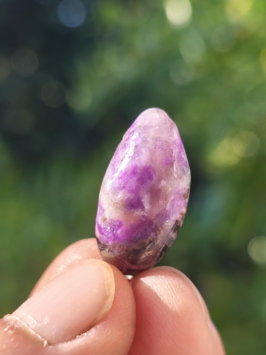 Sugilith / Sugilite Kette inkl. 925 Silberöse lila Edelstein Unikat Ethno Natur Heilstein Rarität Selten Flash Wow Sammler Investition Edel - Art of Nature Berlin