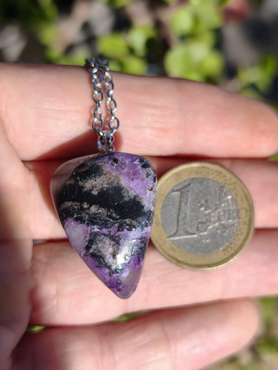 Sugilith / Sugilite Kette inkl. 925 Silberöse lila Edelstein Unikat Ethno Natur Heilstein Rarität Selten Flash Wow Sammler Investition Edel - Art of Nature Berlin
