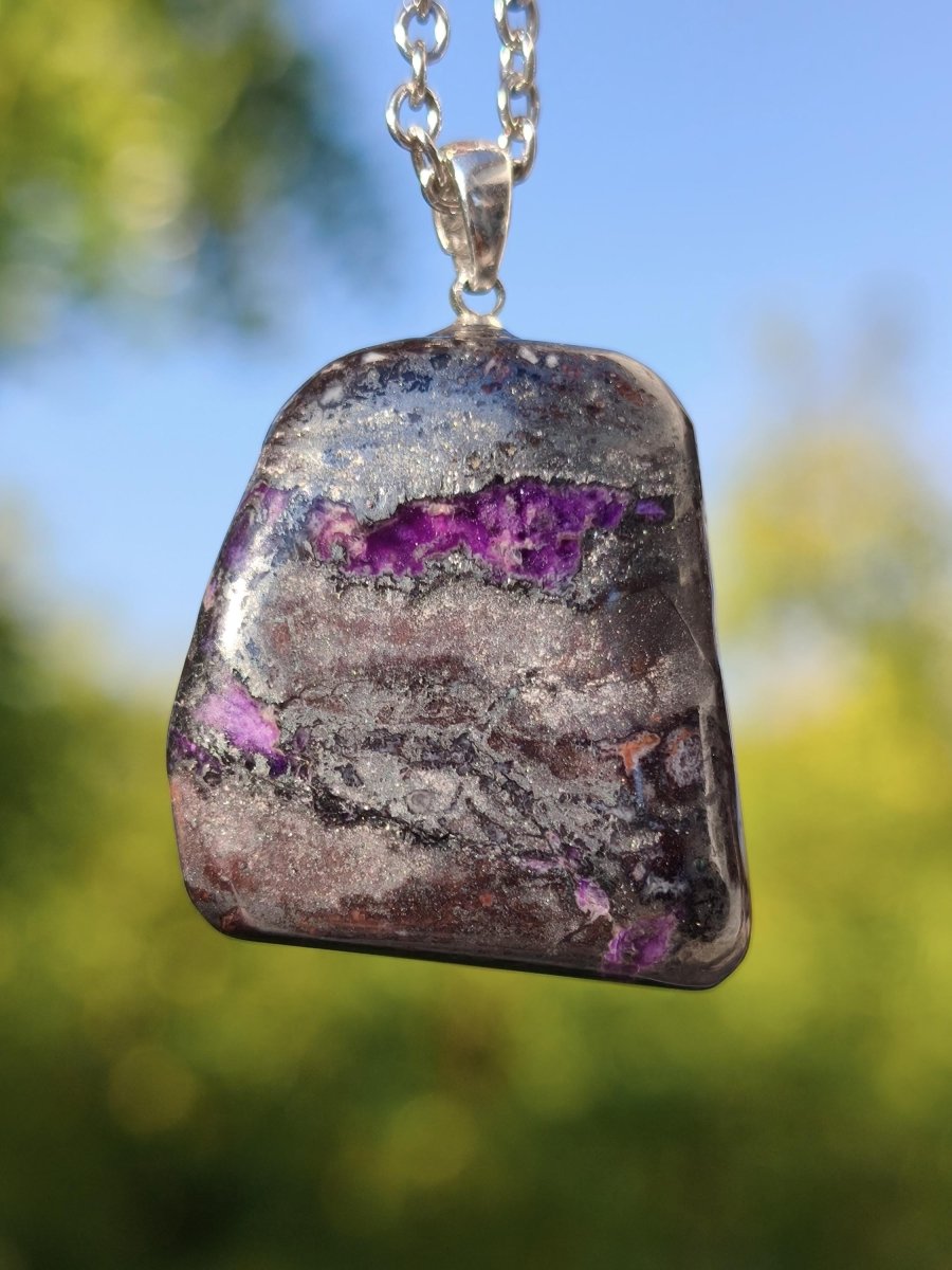 Sugilith / Sugilite Kette inkl. 925 Silberöse lila Edelstein Unikat Ethno Natur Heilstein Rarität Selten Flash Wow Sammler Investition Edel - Art of Nature Berlin
