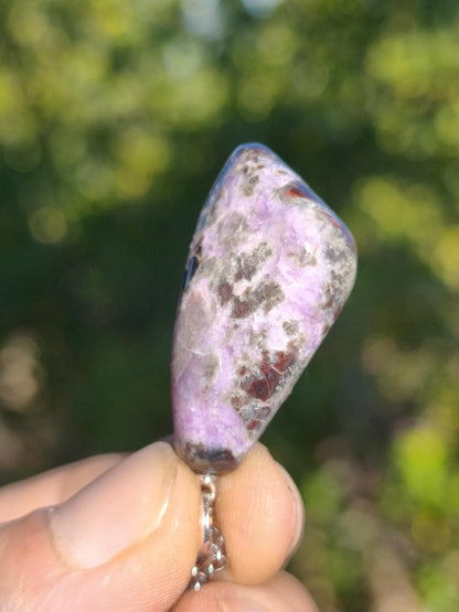 Sugilith / Sugilite Kette inkl. 925 Silberöse lila Edelstein Unikat Ethno Natur Heilstein Rarität Selten Flash Wow Sammler Investition Edel - Art of Nature Berlin